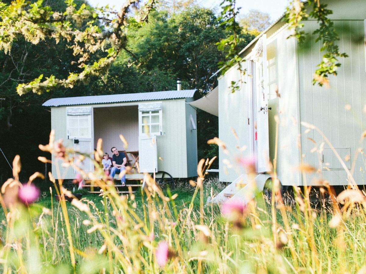 Snowdonia Shepherds' Huts Конуи Екстериор снимка