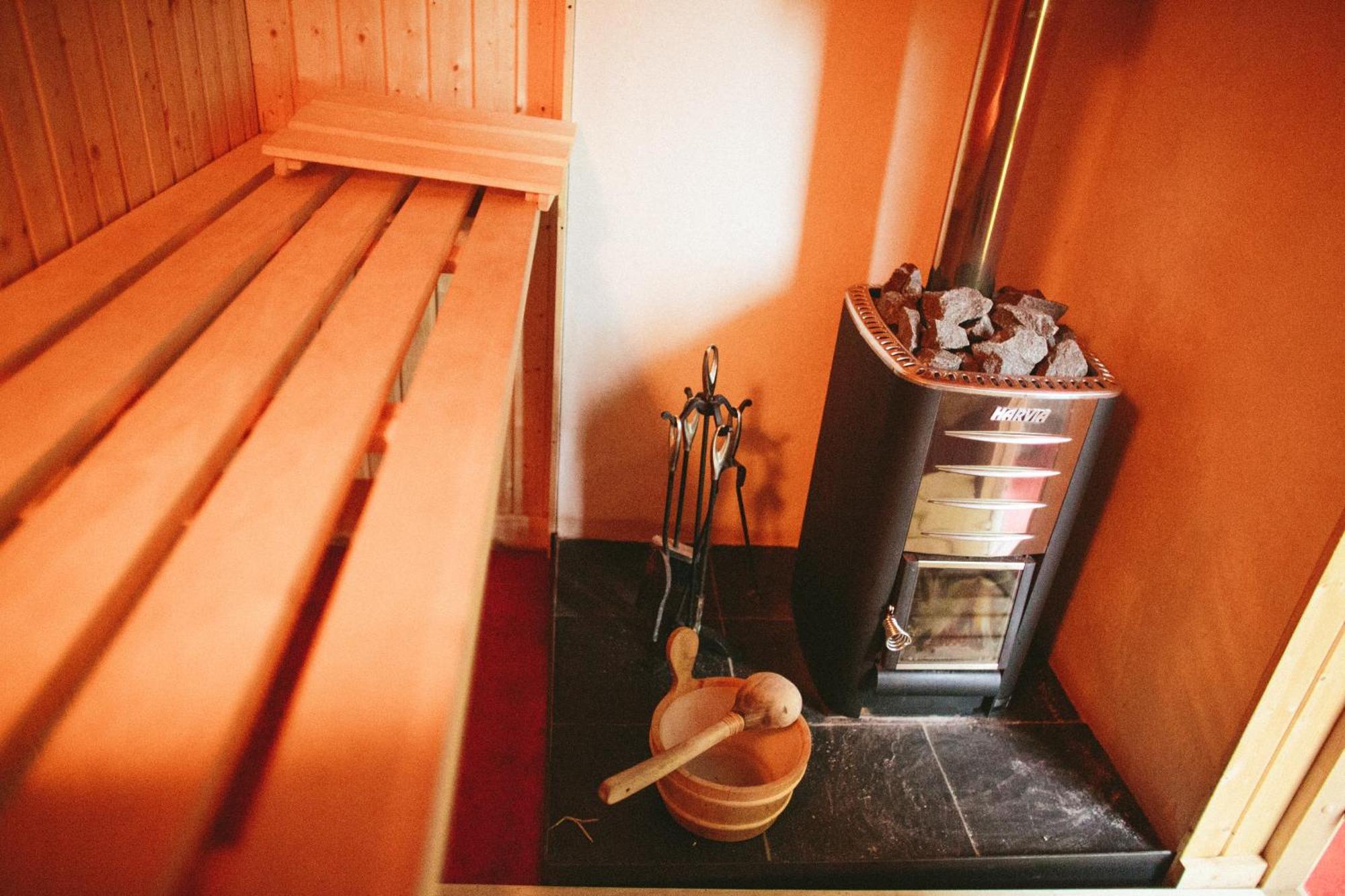Snowdonia Shepherds' Huts Конуи Екстериор снимка
